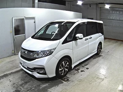 Honda STEPWGN SPADA