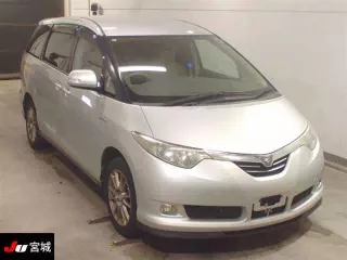 Toyota Estima  с аукциона в Японии