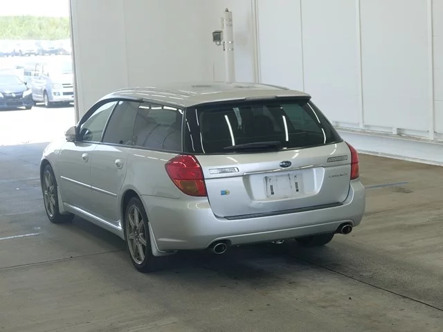 Subaru Legacy  с аукциона в Японии