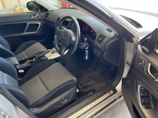 Subaru Legacy  с аукциона в Японии