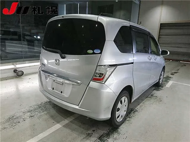 Honda Freed  с аукциона в Японии