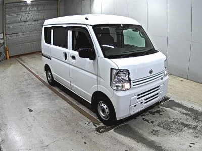 NISSAN NV100 CLIPPER