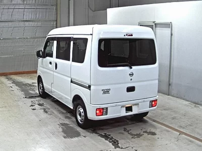 NISSAN NV100 CLIPPER