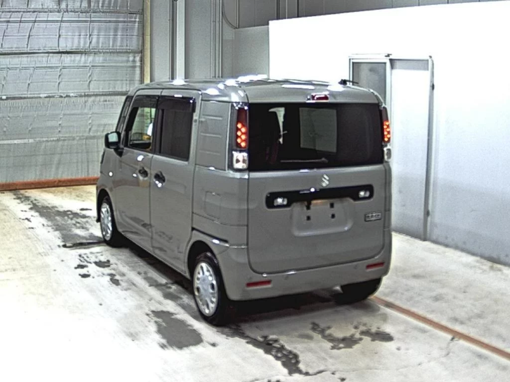 Suzuki Spacia Base  с аукциона в Японии