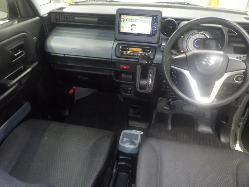 Suzuki Spacia Base  с аукциона в Японии