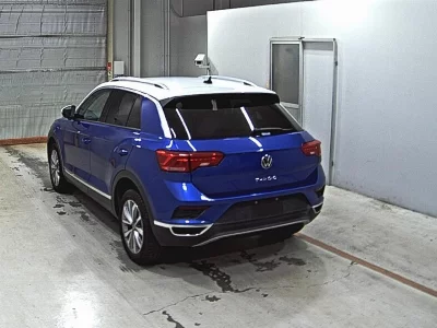 VOLKSWAGEN T-ROC