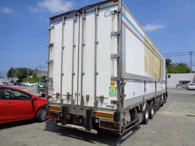 Hino Profia  с аукциона в Японии