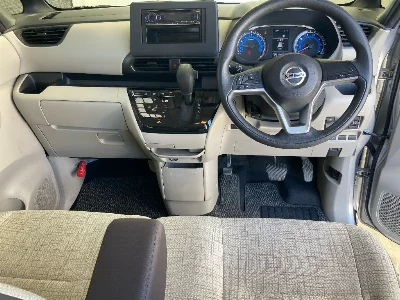 NISSAN ROOX