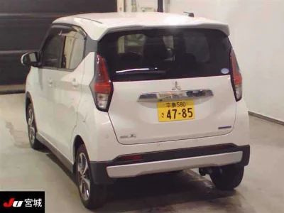 MITSUBISHI EK X