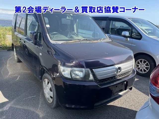 Honda Mobilio Spike  с аукциона в Японии