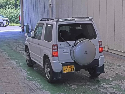 Mitsubishi Pajero Mini