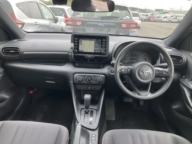 Toyota Yaris  с аукциона в Японии