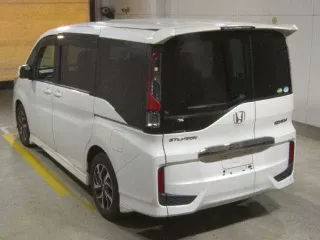 Honda STEPWGN SPADA