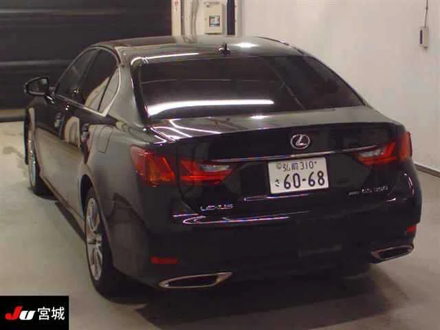 Lexus GS  с аукциона в Японии