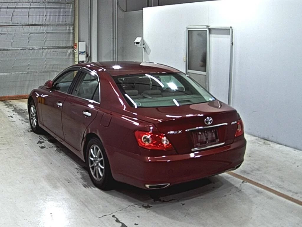 Toyota Mark X  с аукциона в Японии