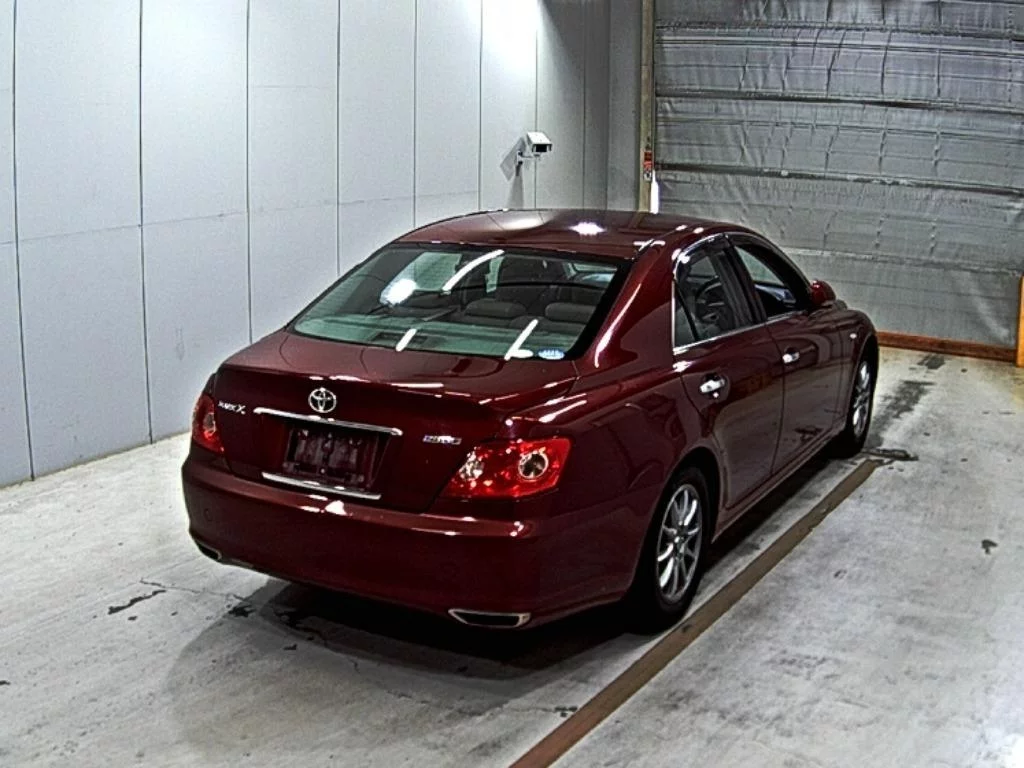 Toyota Mark X  с аукциона в Японии