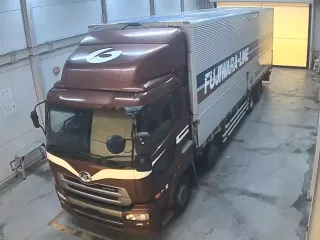Nissan UD  с аукциона в Японии