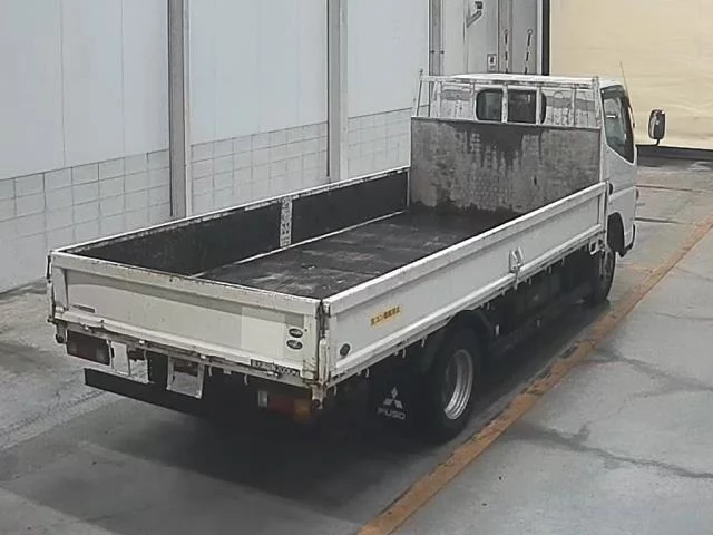 Mitsubishi Fuso Canter  с аукциона в Японии