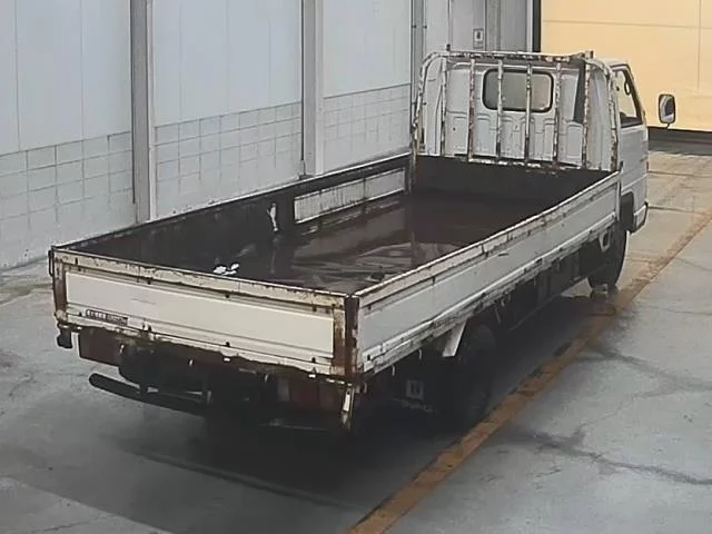Isuzu Elf  с аукциона в Японии