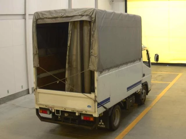 Mitsubishi Fuso Canter  с аукциона в Японии