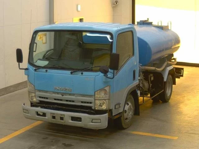 Isuzu Elf  с аукциона в Японии