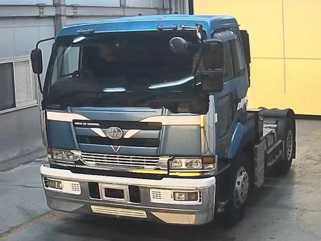 Nissan UD  с аукциона в Японии