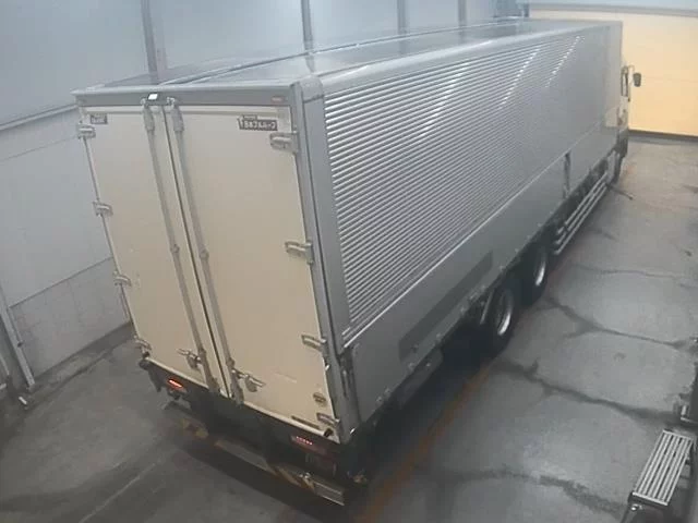 Nissan UD  с аукциона в Японии