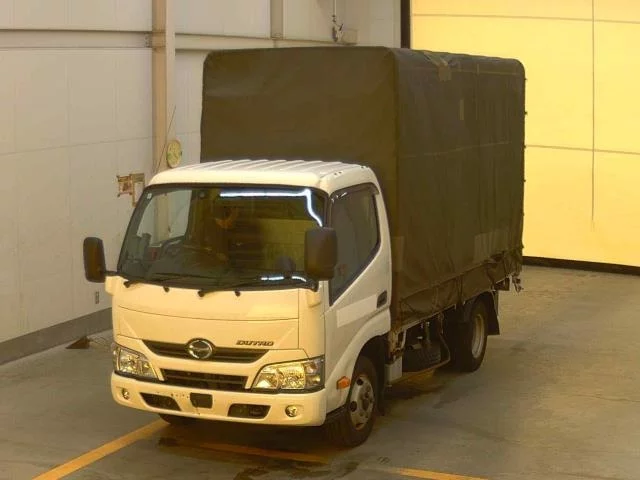 Hino Dutro  с аукциона в Японии