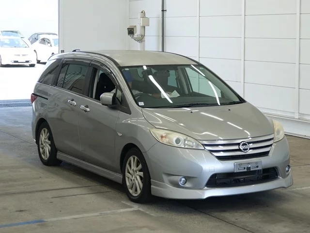 Nissan Lafesta  с аукциона в Японии