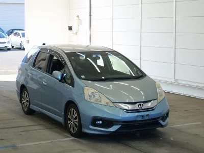 Honda FIT SHUTTLE HYBRID