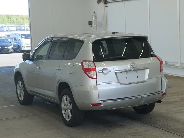 Toyota Vanguard  с аукциона в Японии