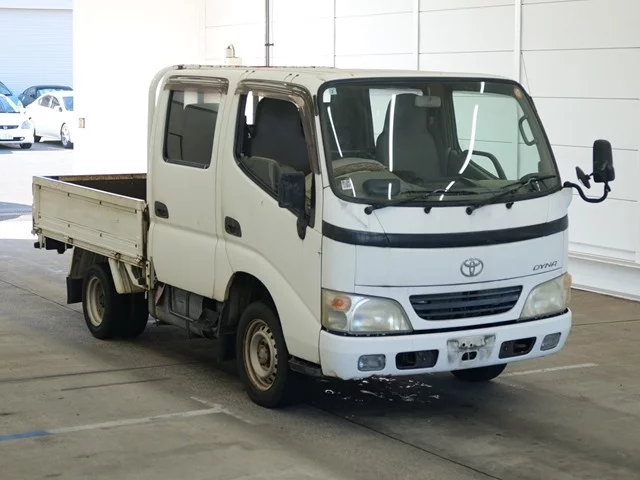Toyota Dyna  с аукциона в Японии