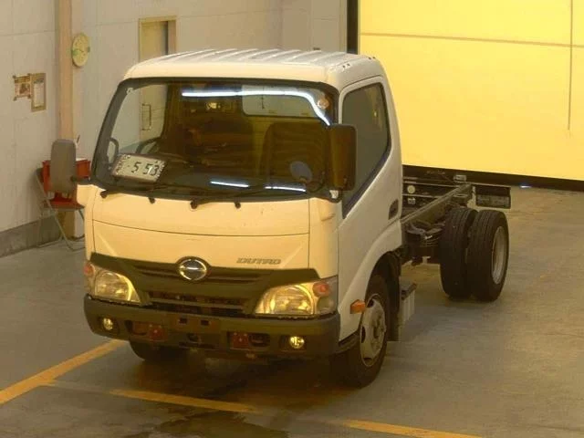 Hino Dutro  с аукциона в Японии