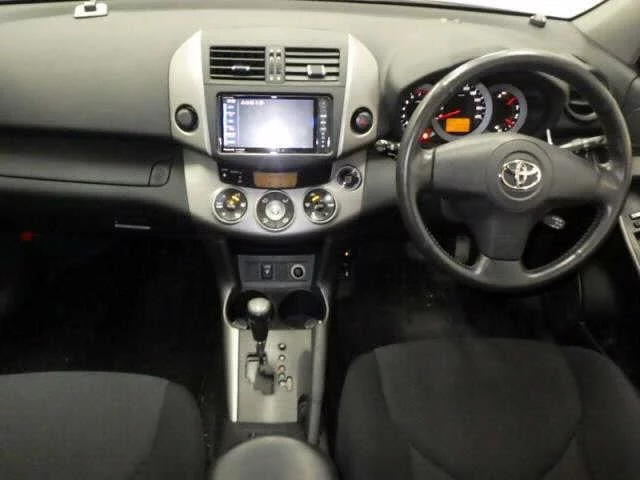 Toyota RAV4  с аукциона в Японии
