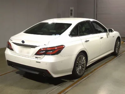 TOYOTA CROWN HYBRID