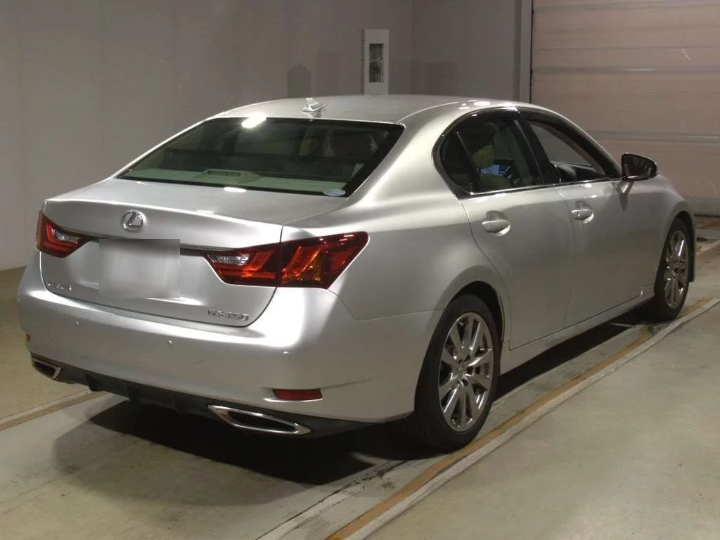 Lexus GS  с аукциона в Японии
