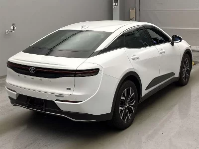 Toyota Crown Crossover