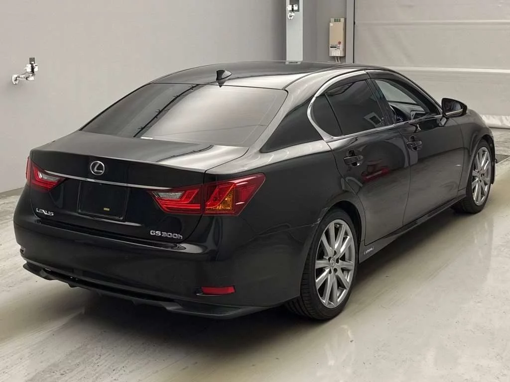 Lexus GS  с аукциона в Японии