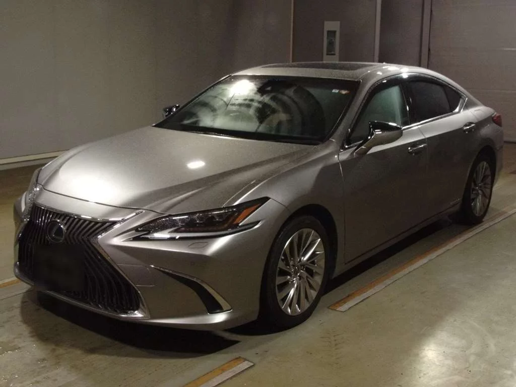 Lexus ES300h  с аукциона в Японии