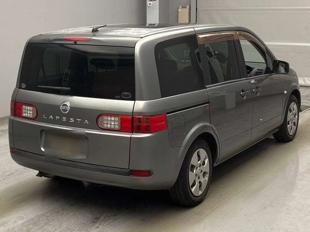 Nissan Lafesta  с аукциона в Японии