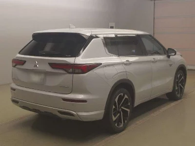 MITSUBISHI OUTLANDER PHEV