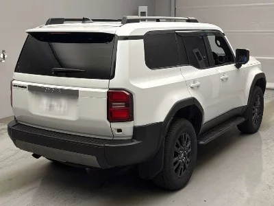 TOYOTA LAND CRUISER 250
