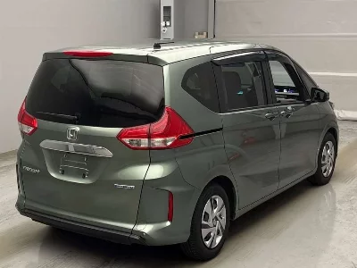 HONDA FREED + HYBRID