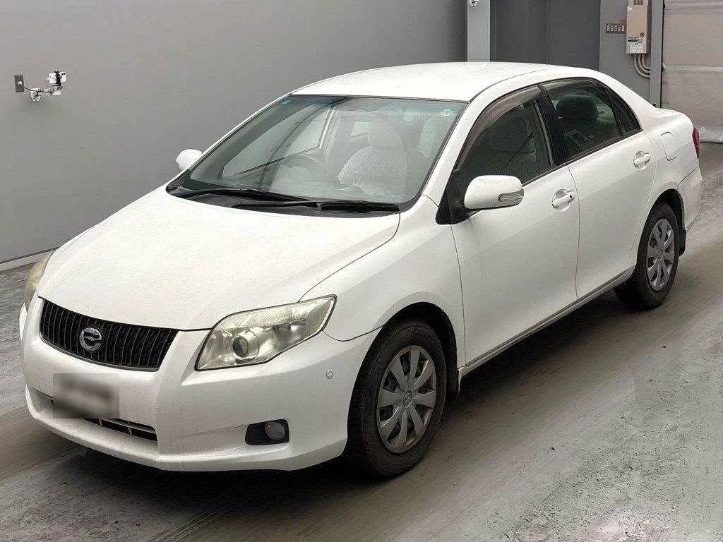 Toyota Corolla Axio  с аукциона в Японии