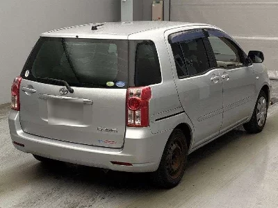 Toyota Raum