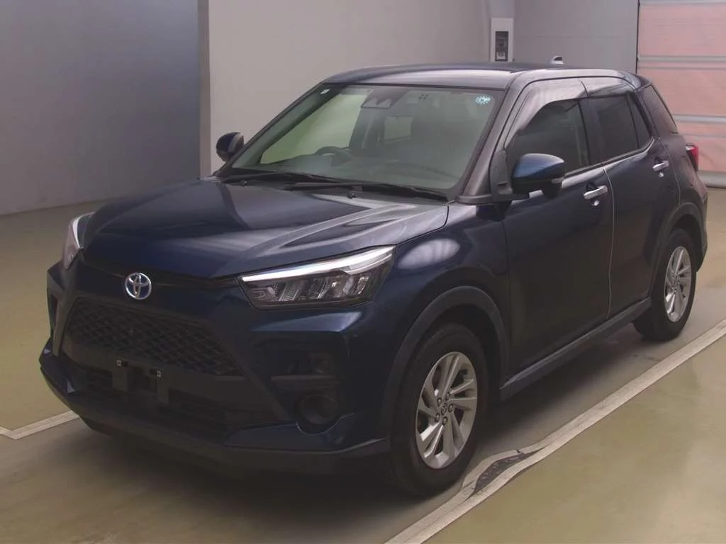 Toyota Raize  с аукциона в Японии