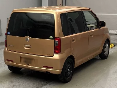 Nissan Otti