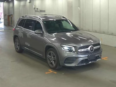 MERCEDES BENZ GLB
