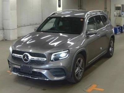 MERCEDES BENZ GLB