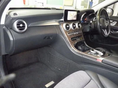 MERCEDES BENZ C CLASS
